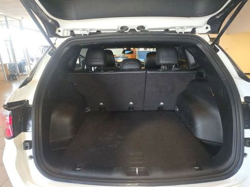 Used 2024 Jeep Compass Limited image 22