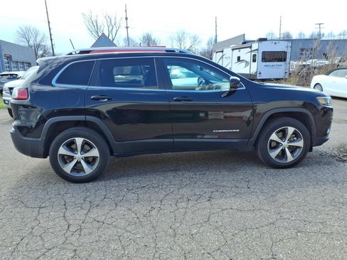 Used 2020 Jeep Cherokee Limited AWD/4WD image 6