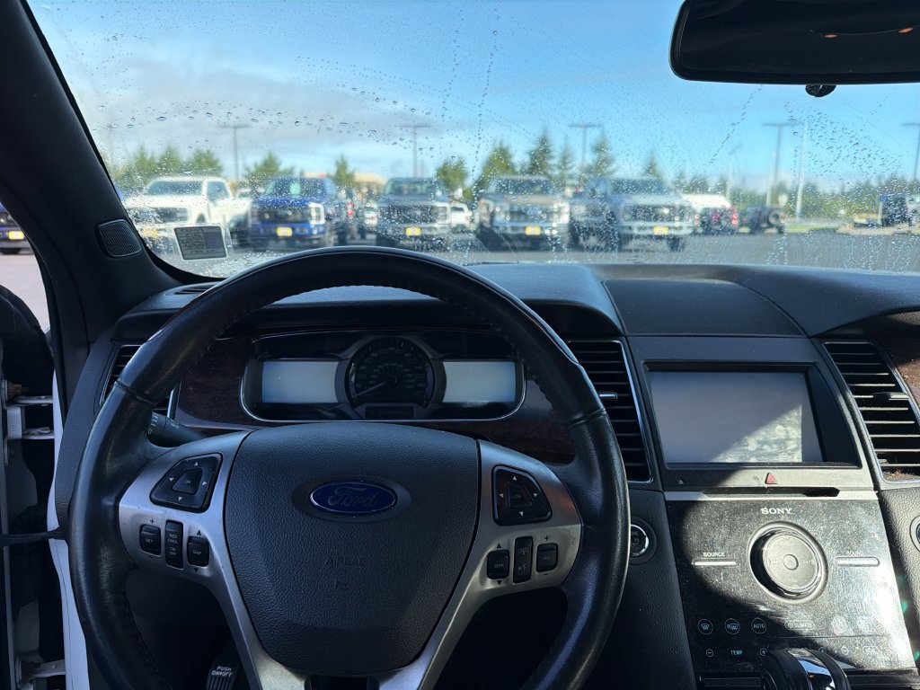 Used 2013 Ford Taurus Limited FWD image 9