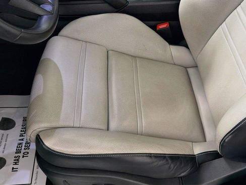 Certified 2024 Porsche Cayenne S AWD/4WD image 32