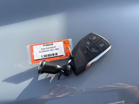 Used 2024 Chevrolet Silverado 1500 LT image 30