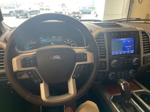 Used 2019 Ford F150 King Ranch w/ Equipment Group 601A Luxury AWD/4WD image 16