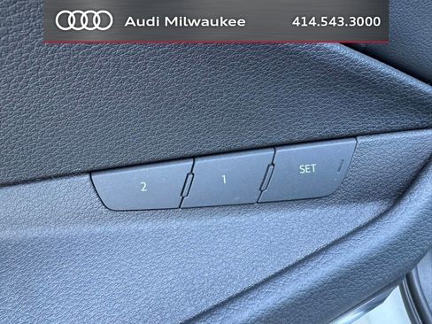 Used 2024 Audi Q8 e-tron Prestige w/ Prestige Package AWD/4WD image 8