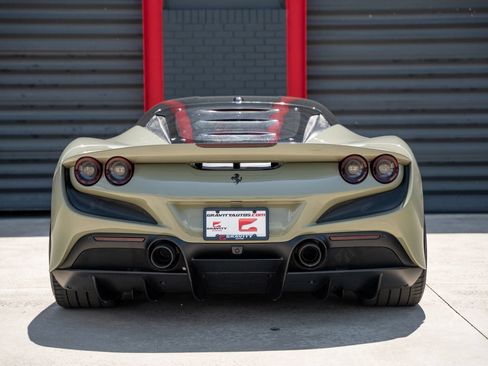 Used 2020 Ferrari F8 Tributo RWD image 21