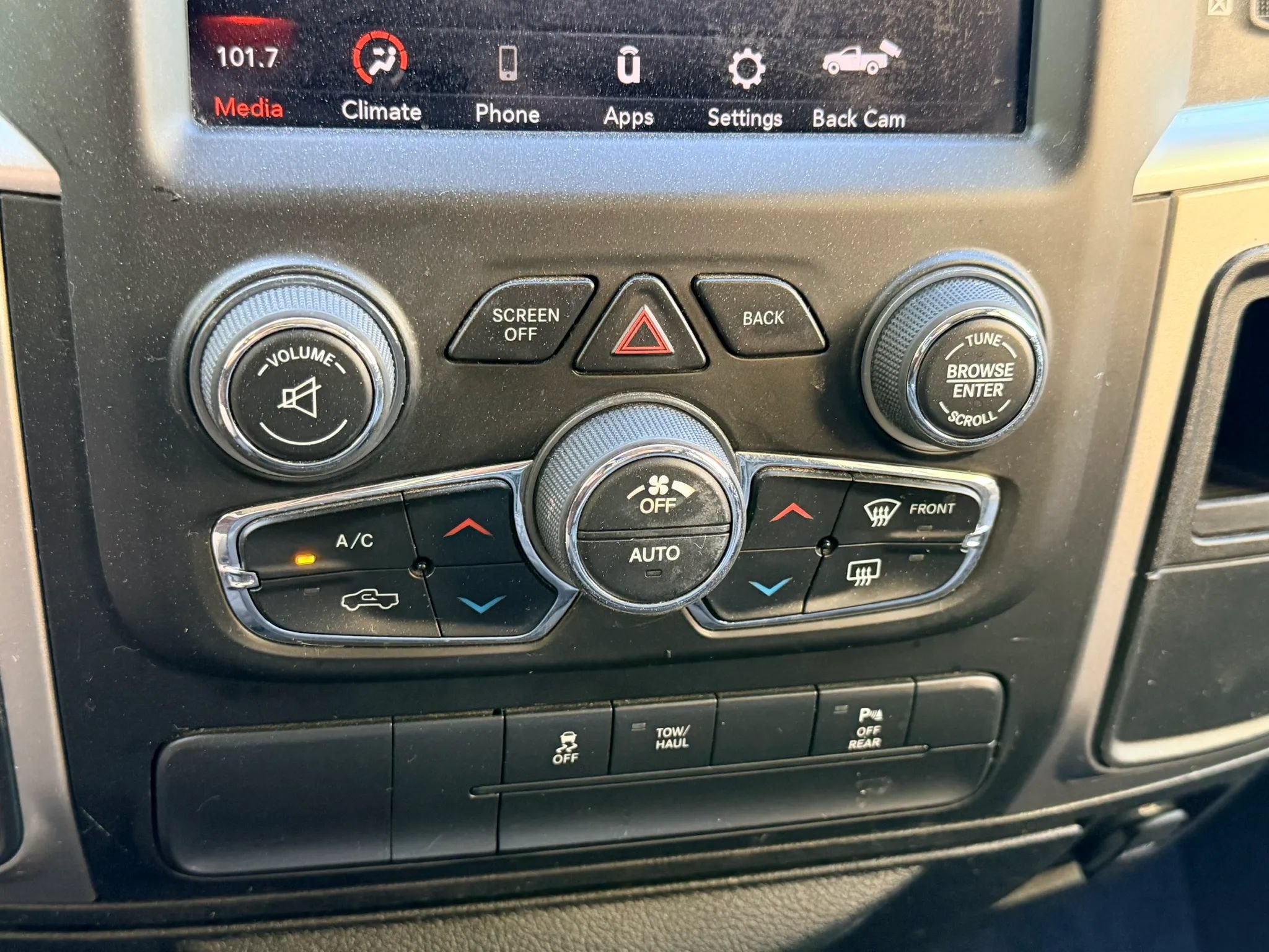 Used 2020 RAM 1500 Warlock w/ Electronics Group RWD image 14
