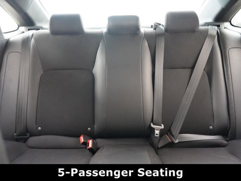 Used 2023 Honda Civic Sport image 33