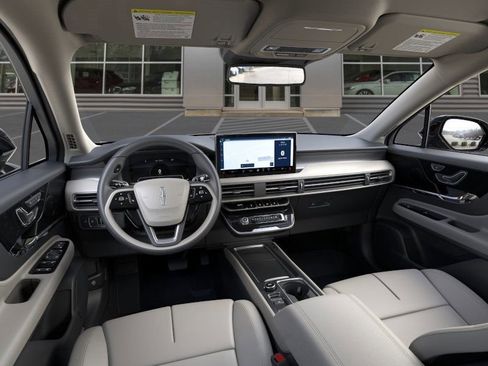 New 2026 Lincoln Corsair Premiere image 9