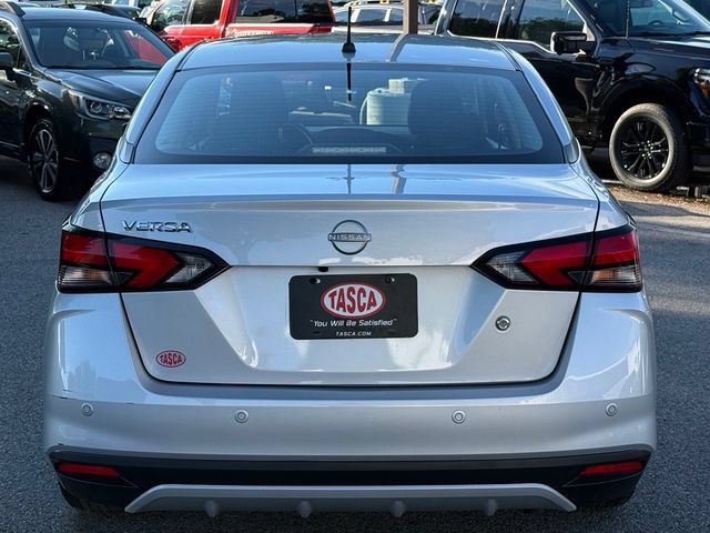 Used 2025 Nissan Versa S FWD image 9