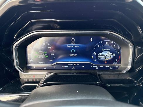 Used 2024 Chevrolet Silverado 1500 RST w/ Z71 Off-Road Package image 13