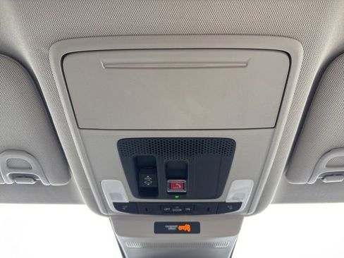 Used 2025 Honda Accord SE image 24