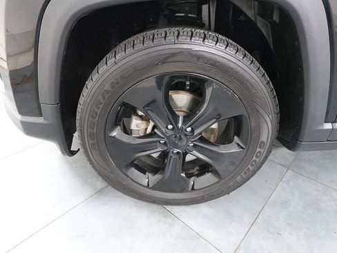 Used 2019 Jeep Compass Altitude image 28