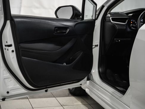 Used 2024 Toyota Corolla LE image 34