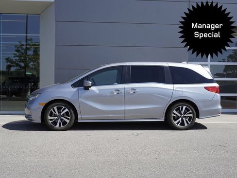 Used 2023 Honda Odyssey Touring image 8