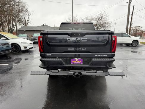 Used 2024 GMC Sierra 3500 Denali Ultimate image 5