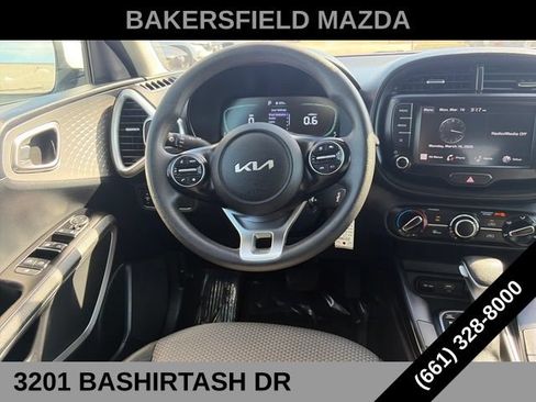 Used 2024 Kia Soul LX w/ Option Group 015 FWD image 13