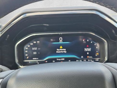 Used 2025 Chevrolet Silverado 1500 LT RWD image 10