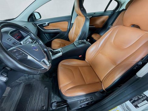 Used 2017 Volvo S60 T5 Inscription w/ Climate Package AWD/4WD image 11