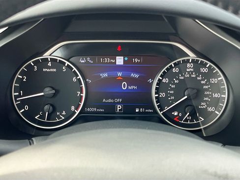 Used 2024 Nissan Murano SL image 12