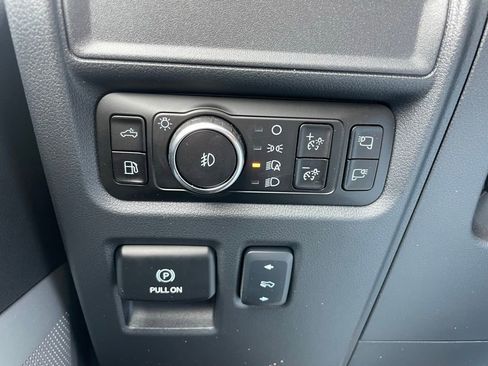 Used 2025 Ford F150 Lariat w/ Equipment Group 502A High image 51