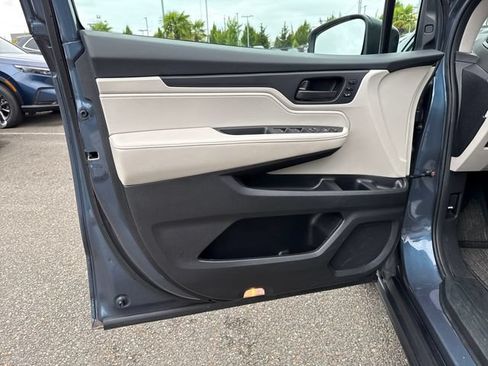 Certified 2025 Honda Odyssey EX-L image 16