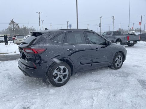 Certified 2023 Ford Escape ST-Line w/ Tech Pack #1 image 3