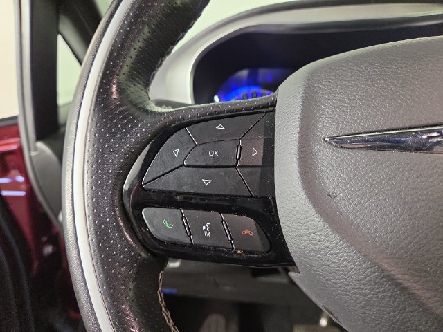 Used 2021 Chrysler Pacifica Limited w/ Uconnect Theater Family Group AWD/4WD image 22