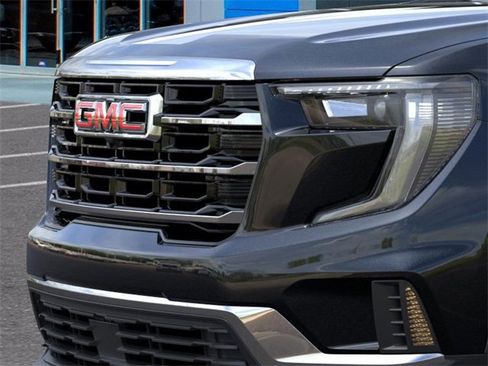 New 2025 GMC Acadia Elevation w/ LPO, Floor Liner Package image 13