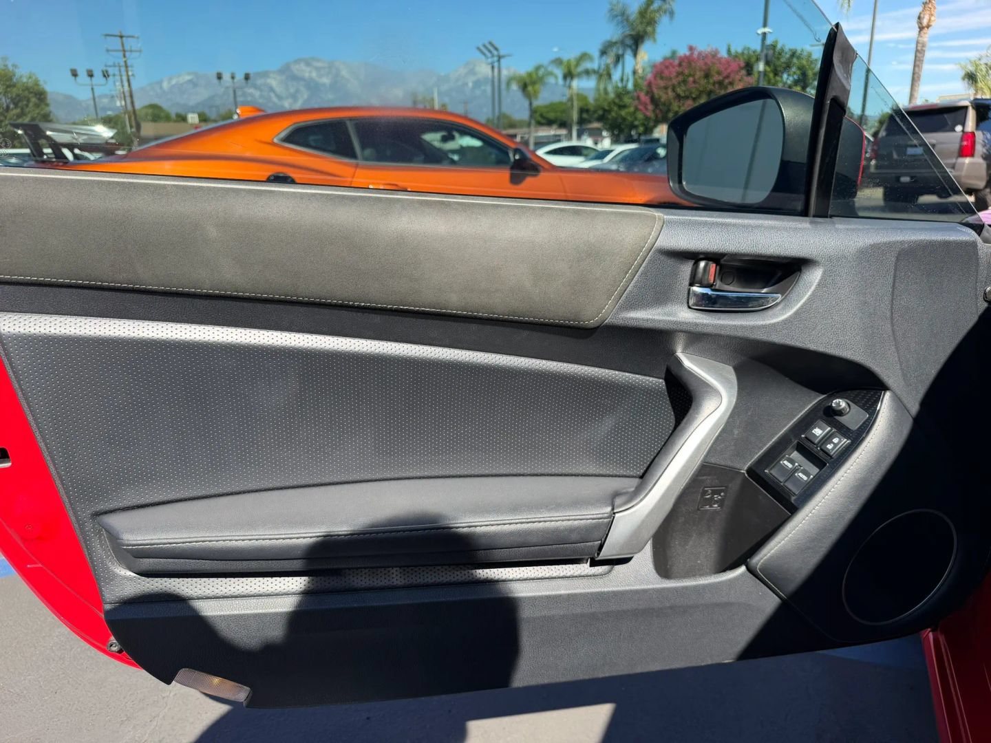 Used 2018 Toyota 86 RWD image 10