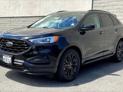 Used 2022 Ford Edge SE w/ Black Appearance Package AWD/4WD image 12