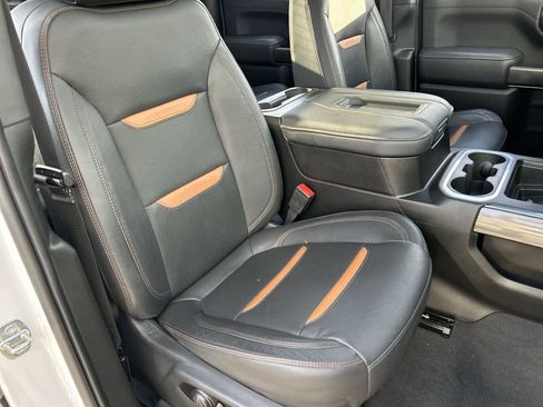 Used 2021 GMC Sierra 1500 AT4 w/ AT4 Value Package AWD/4WD image 28