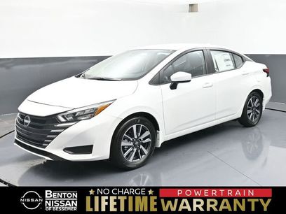 New 2025 Nissan Versa SV w/ Trunk Package