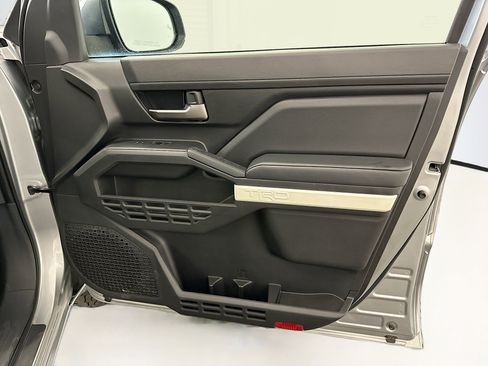 Used 2024 Toyota Tacoma TRD Off-Road image 33