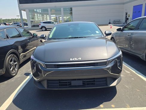 Used 2026 Kia K4 FWD image 2