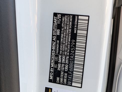 New 2026 Mercedes-Benz E 450 4MATIC Sedan image 34