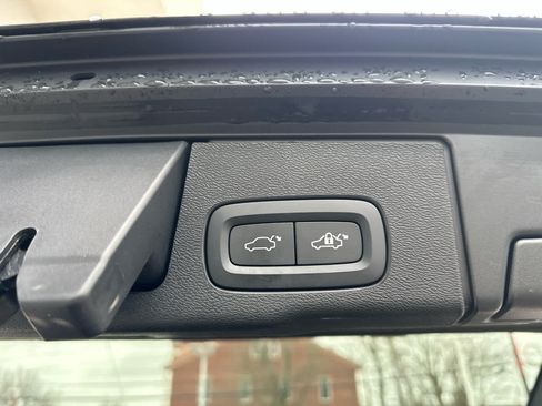 Used 2024 Volvo XC60 B5 Core w/ Climate Package AWD/4WD image 6