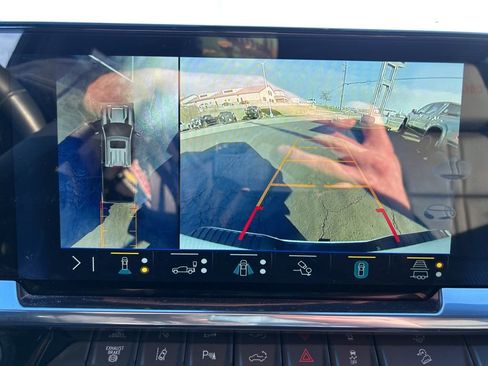 Used 2025 Chevrolet Silverado 2500 High Country w/ Technology Package image 31