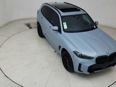 Used 2025 BMW X5 xDrive40i w/ M Sport Package image 81