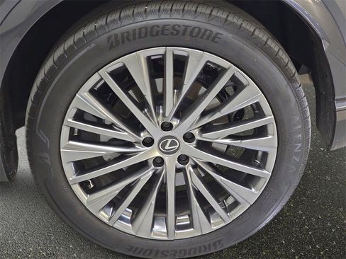 Certified 2024 Lexus RX 450h 450h+ Luxury image 33