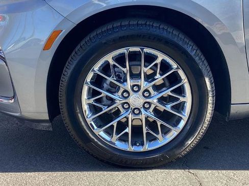 Used 2023 Buick Enclave Avenir w/ Avenir Technology Package image 30