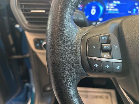 Used 2020 Ford Escape SE Sport image 19