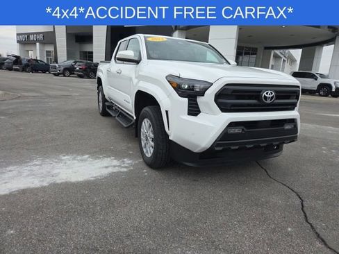 Used 2024 Toyota Tacoma SR5 image 3