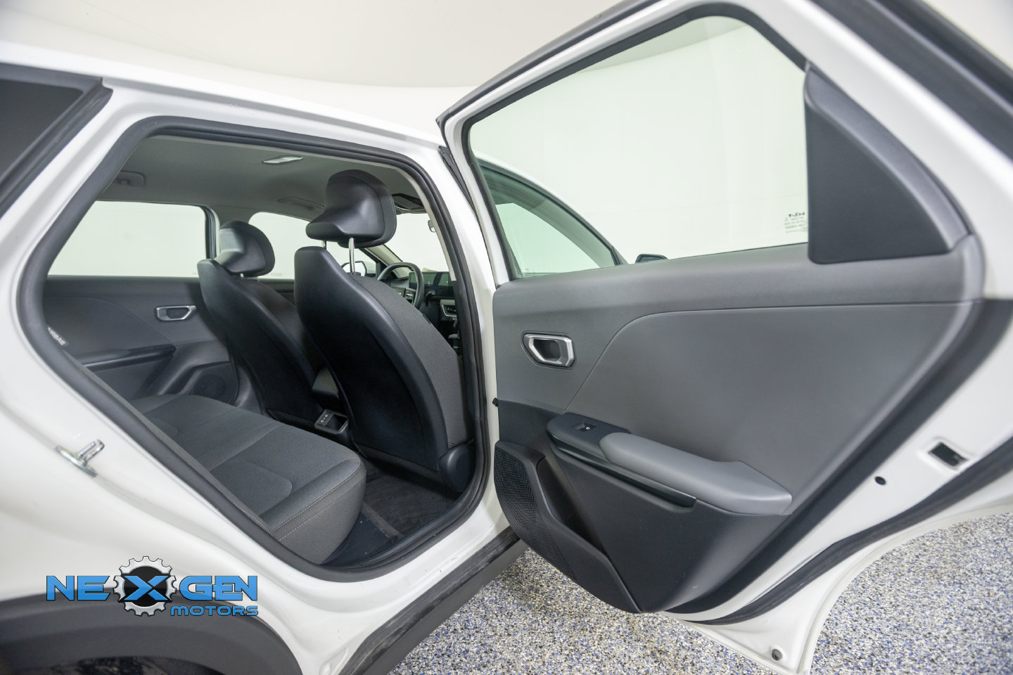 Used 2025 Kia K4 FWD image 34