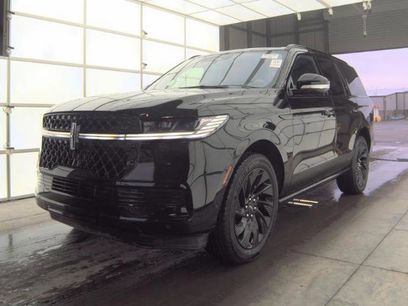 Used 2025 Lincoln Navigator Reserve w/ Jet Appearance Package