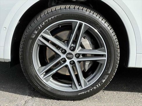 Certified 2023 Audi Q5 e Prestige AWD/4WD image 37