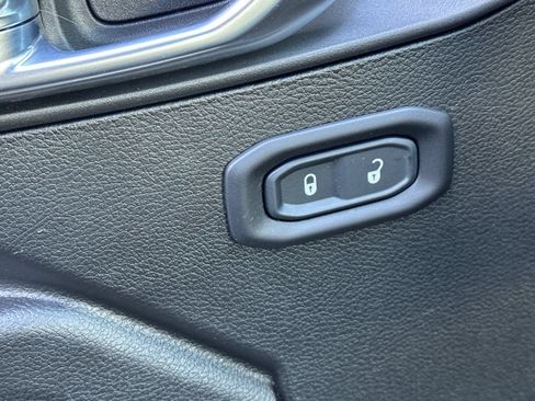Used 2023 Jeep Wrangler Unlimited w/ Cold Weather Group AWD/4WD image 12