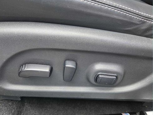 Used 2023 Nissan Murano SV FWD image 21