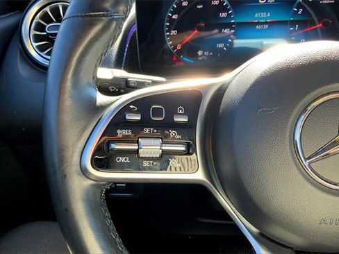 Certified 2022 Mercedes-Benz GLB 250 4MATIC image 20