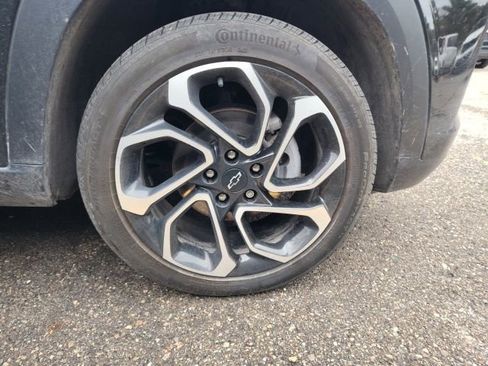 Used 2024 Chevrolet Trax RS w/ Sunroof Package image 10