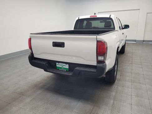 Used 2022 Toyota Tacoma SR RWD image 7