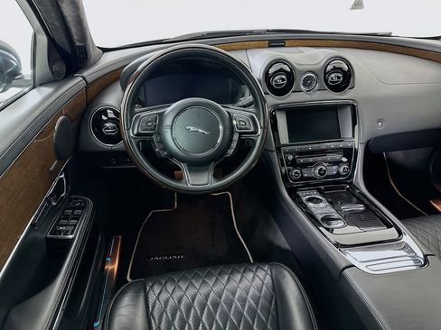 Used 2016 Jaguar XJ L Supercharged image 24